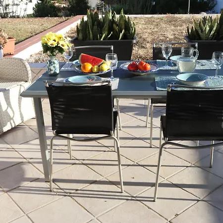 아파트 Sunny 3 Bedroom Sleeps 5 Walking Distance Transport Restaurants And Supermarkets Torreblanca 푸엔히롤라