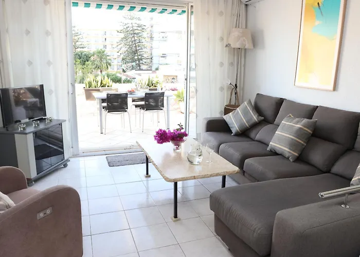 Fuengirola, Torreblanca Sea Views Apartamento *